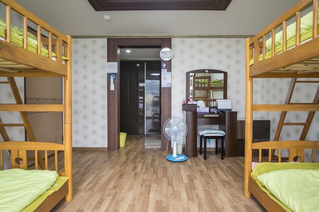 Albergue Aj House Ciudad Metropolitana de Ciudad Metropolitana de Busan Exterior foto