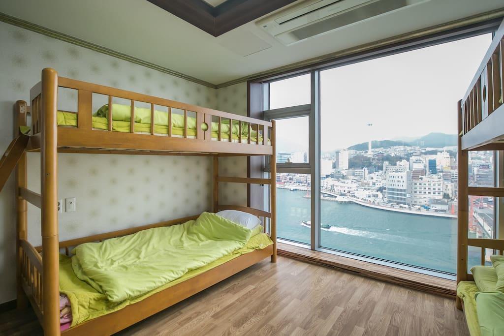 Albergue Aj House Ciudad Metropolitana de Ciudad Metropolitana de Busan Exterior foto