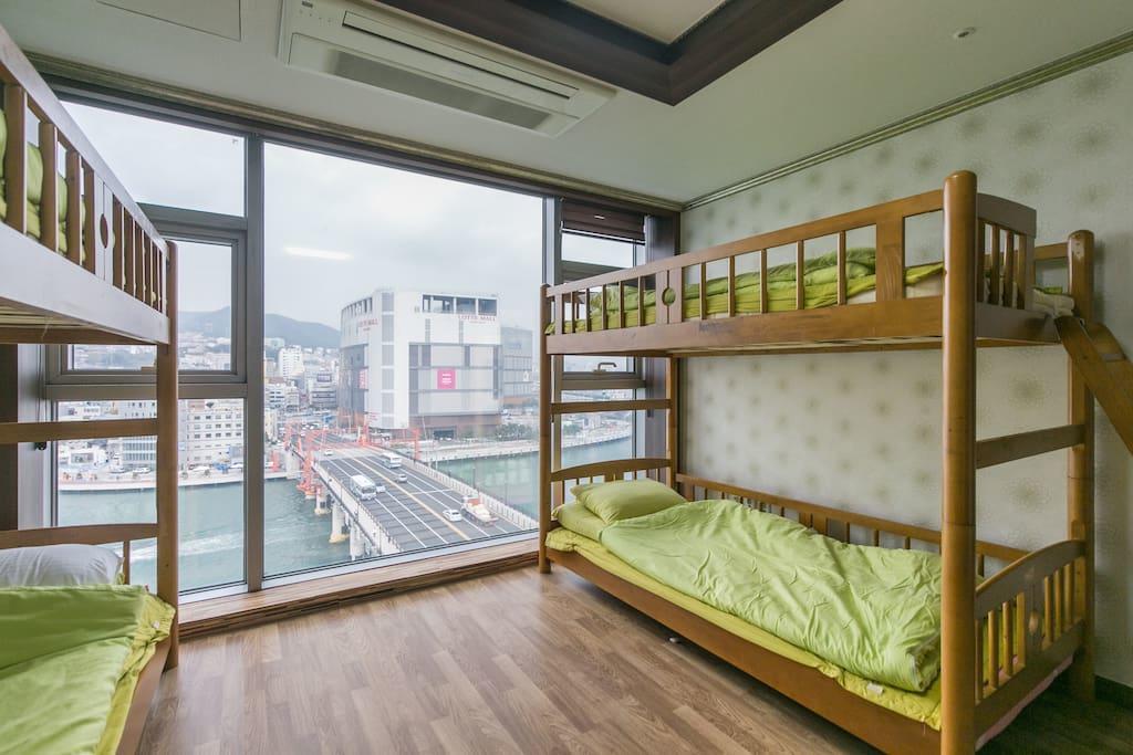 Albergue Aj House Ciudad Metropolitana de Ciudad Metropolitana de Busan Exterior foto