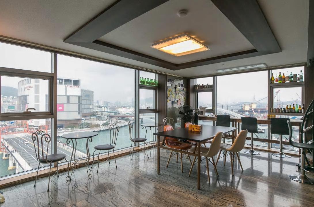 Albergue Aj House Ciudad Metropolitana de Ciudad Metropolitana de Busan Exterior foto